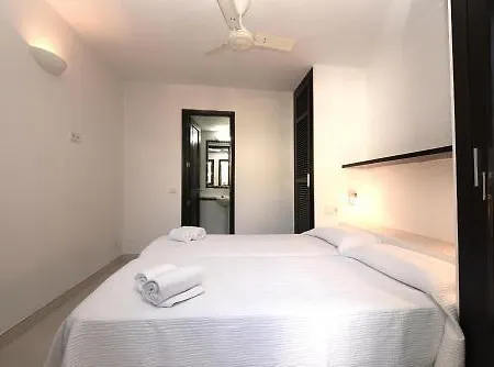 Club Cala Azul Resort 3*