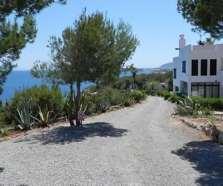 Club Cala Azul Resort