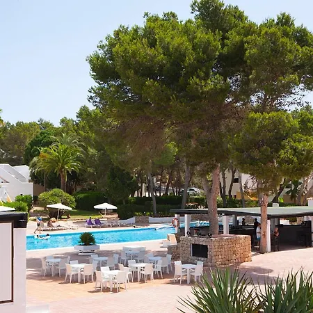 Club Cala Azul Resort