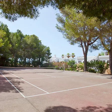 Club Cala Azul Resort