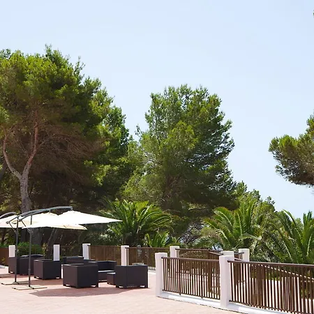Club Cala Azul 3* Sant Carles de Peralta